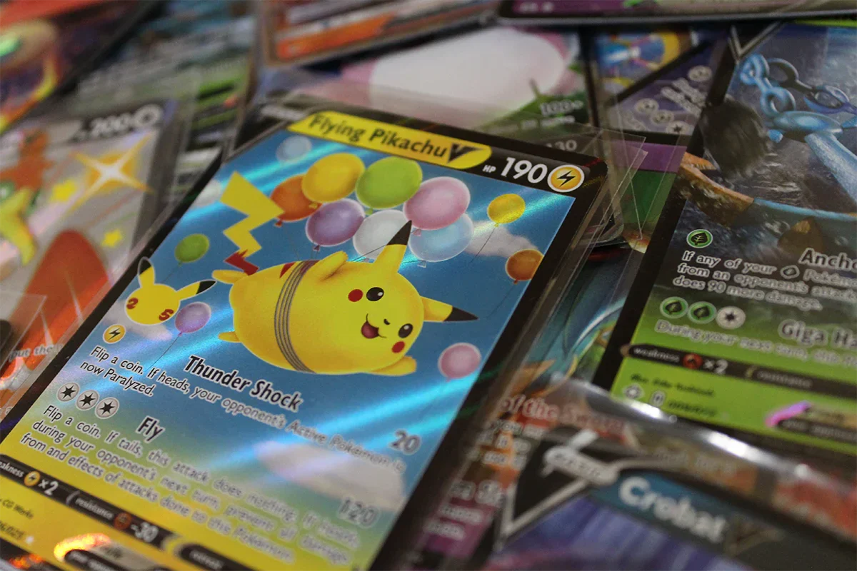 Pokemon HOLOGRAPHIC PACK - Assorted Lot - Image 3
